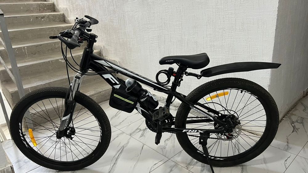 Продам велик для подростков FNIX