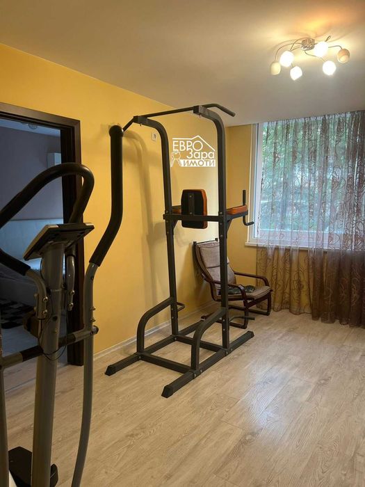 Продава се Тристаен апартамент в Стара Загора, Опълченски - 85 кв.м за 1589 €/кв.м - Снимка #2