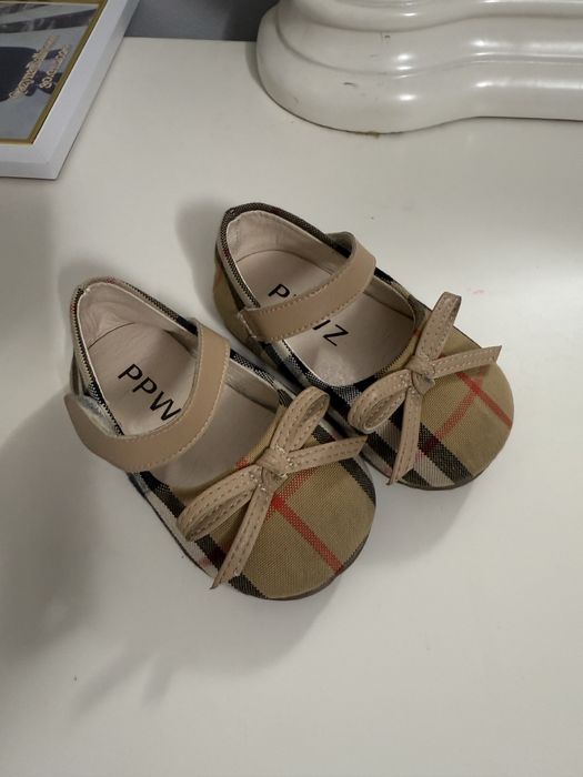 Туфельки под burberry