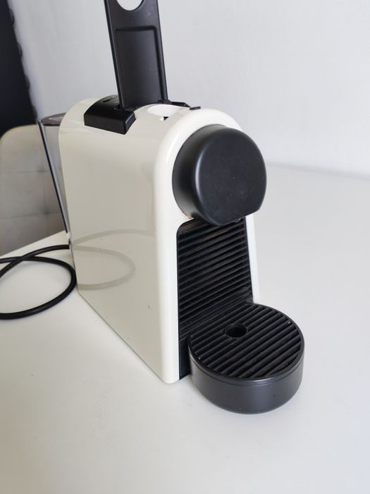 Nespresso essenza mini