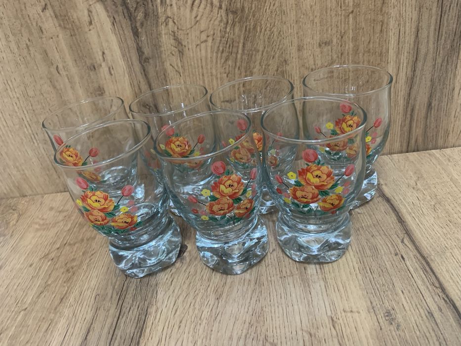 Стаканчики  рюмки стаканы