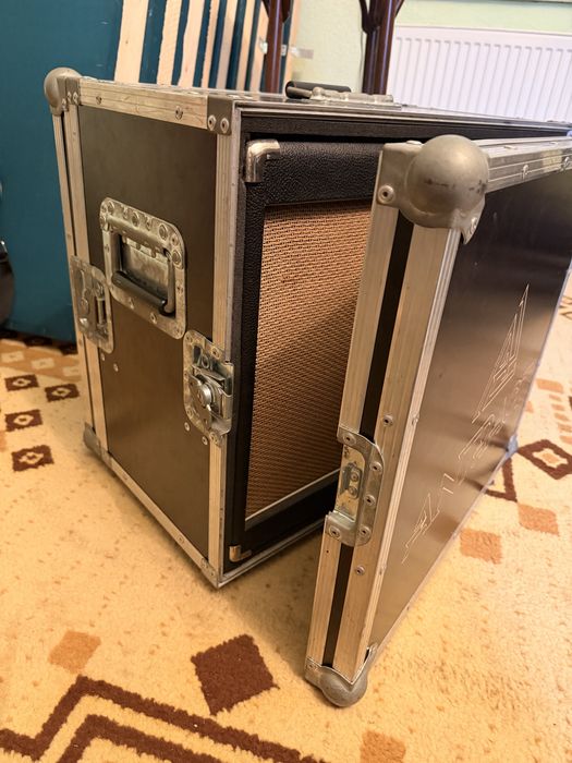 Cabinet Tech21 PowerEngine60