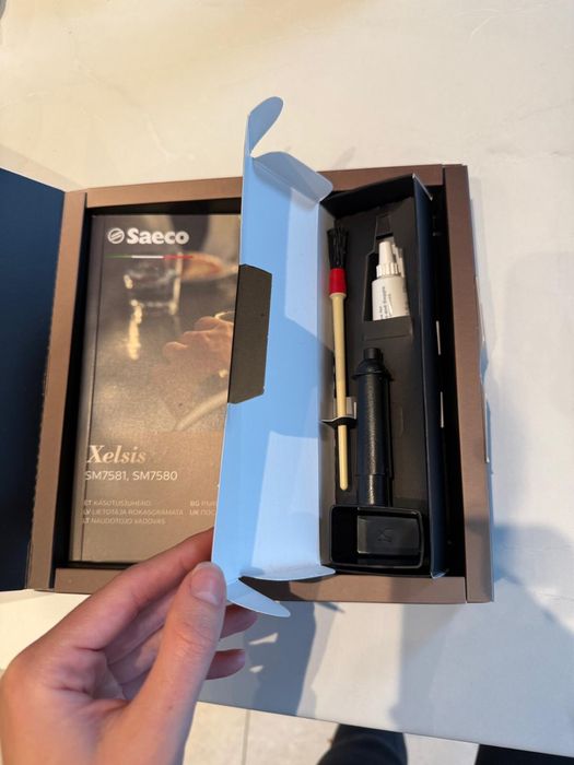 Espressor Automat Saeco Xelsis SM7580/00