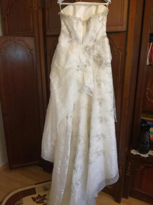 Rochie mireasa Salon Gala