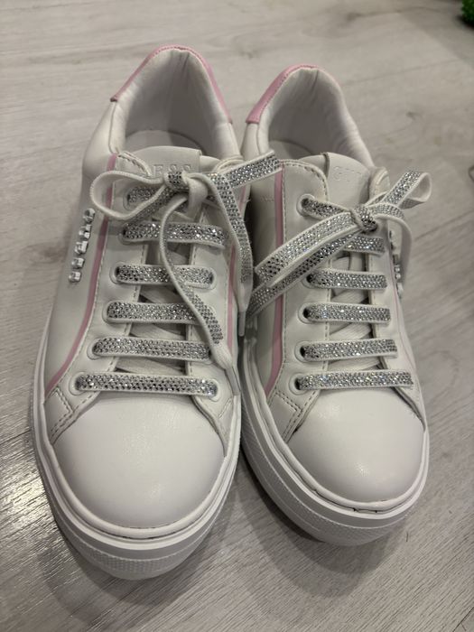 Guess маратонки,номер 37.Перфектни