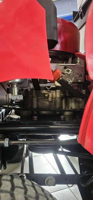 Тракторна косачка Briggs 16к.с 102см