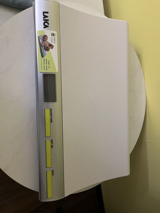 Vand cantar bebe Laica