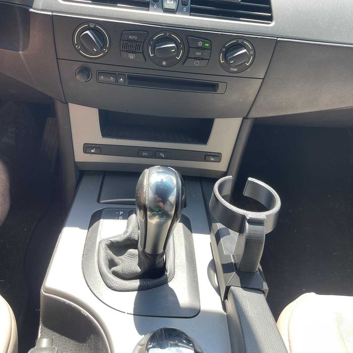 BMW E60/E61 Поставка за чаши/CupHolder