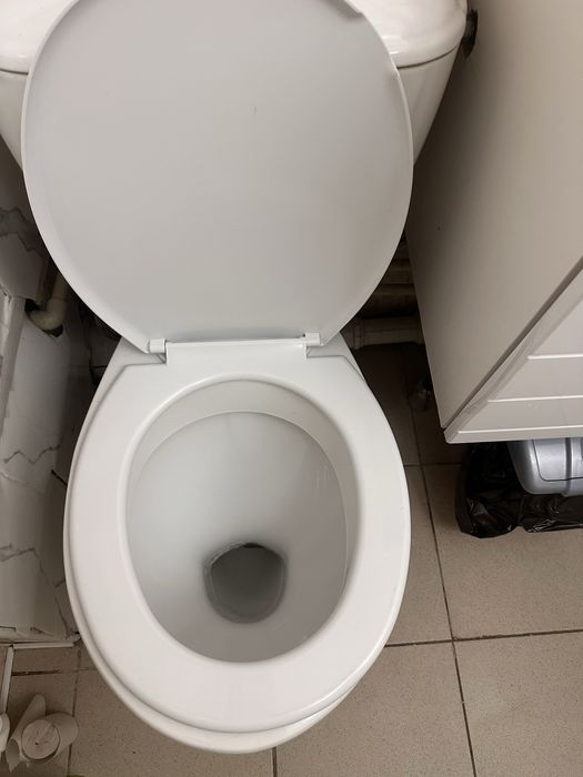 Продам БУ унитаз