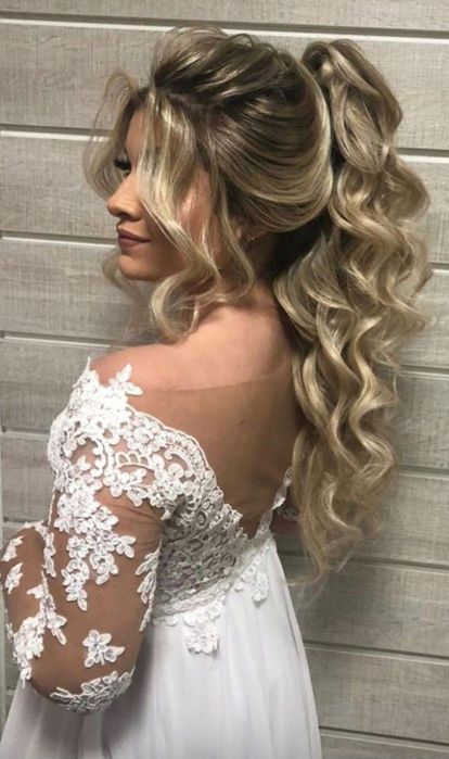 Evenimente Machiaj Coafura la Domiciliu 
Machiaj & Coafură la Domicil