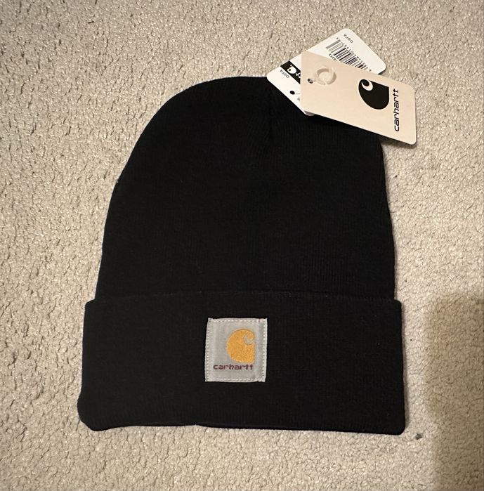 Carhartt черна шапка
