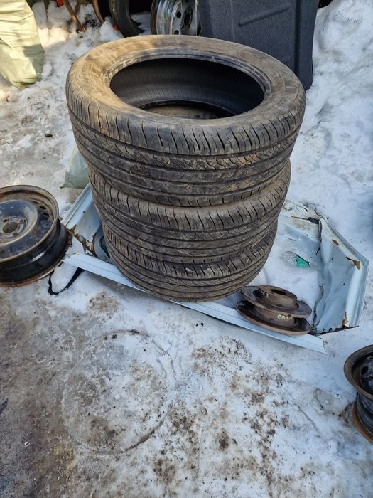 Шины резина летняя 215 55 р17