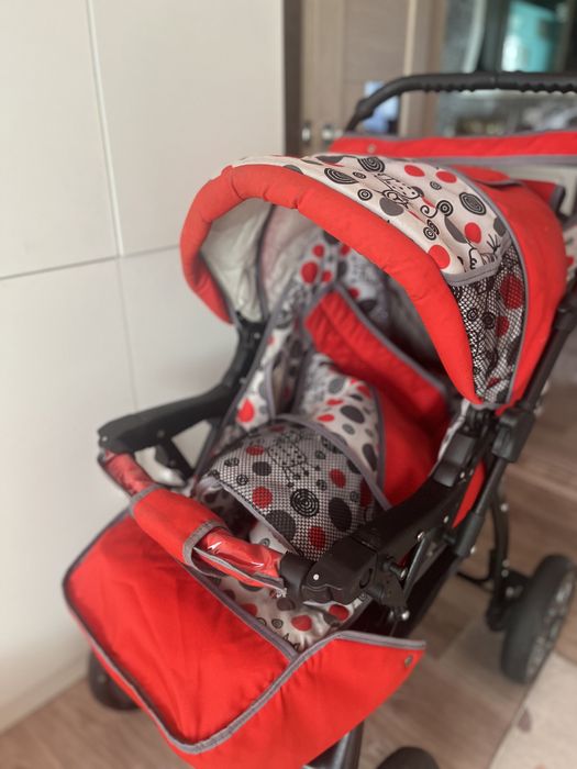 Коляска в хорошем состоянии