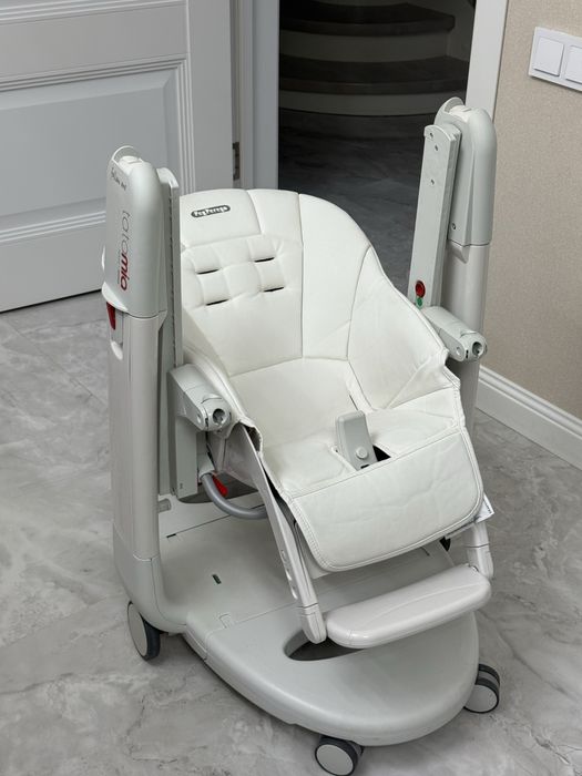 Детский стульчик для кормления