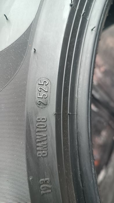 275/45/21 Pirelli Дот 2525