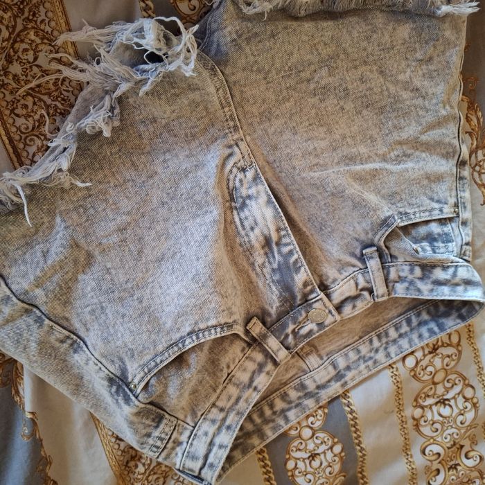 Дамски къси дънки размер S