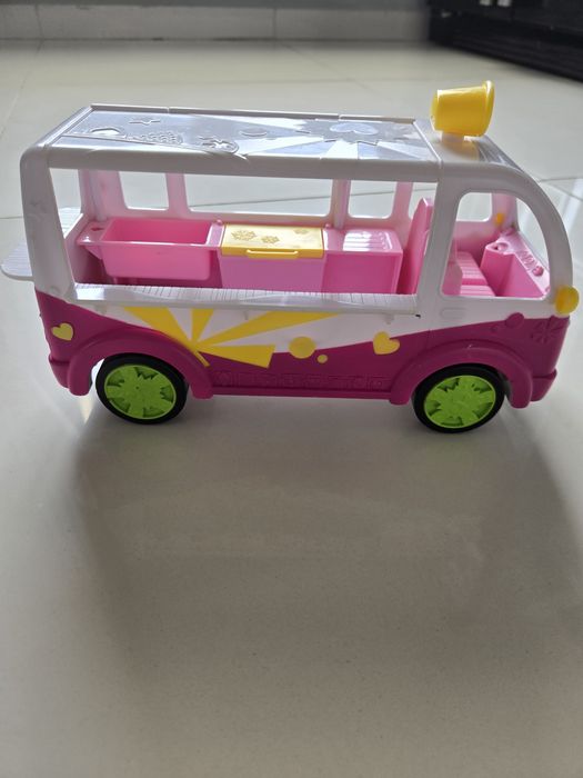 Сет различни играчки