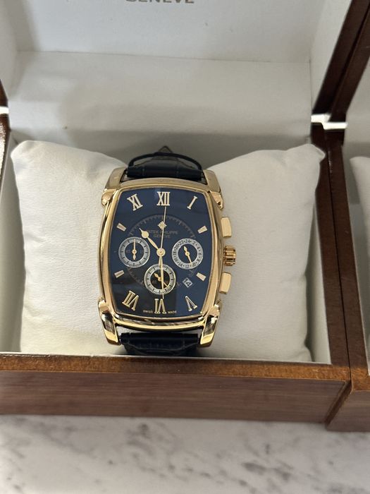 Здр подавам мъжки часовник кварцов механизам