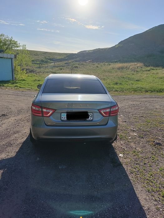 Продам автомобиль Лада Веста 2019 г.в.