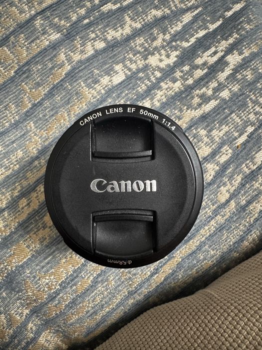 Объектив Canon ef 50mm 1.4