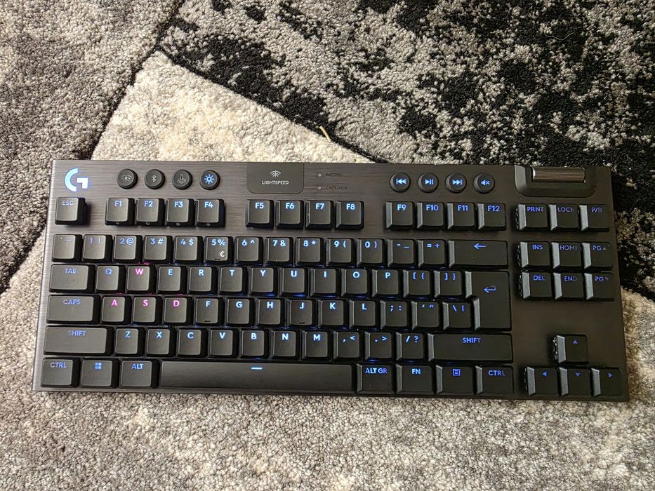 Tastatura Logitech G915 X Lightspeed TKL