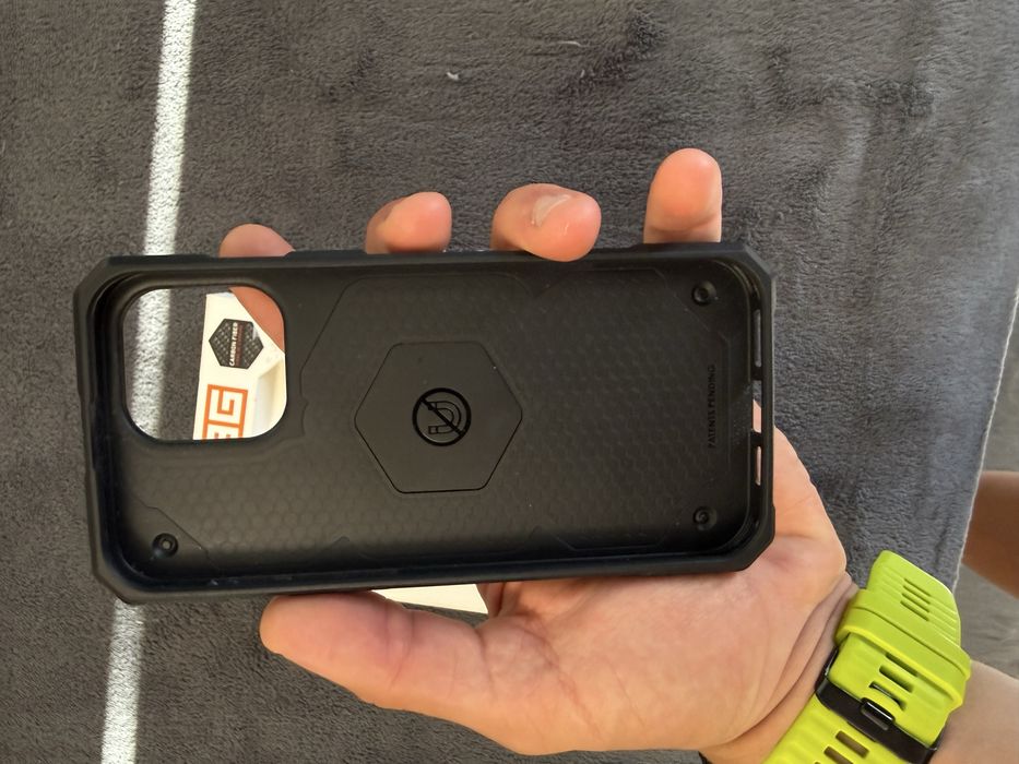 Кейс UAG Monarch carbon iphone 16 pro max