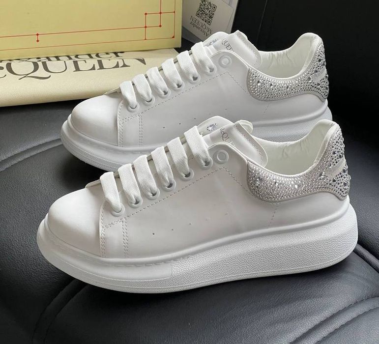 Adidasi Mcqueen damă