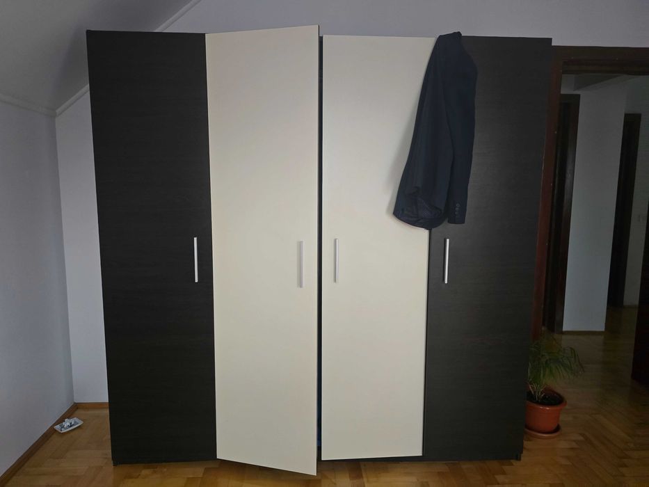 Vand mobila dormitor