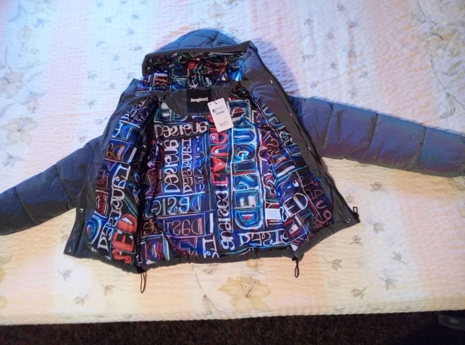 Оригинално ново дамско яке Desigual