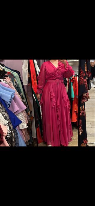 Rochie de inchiriat/vanzare