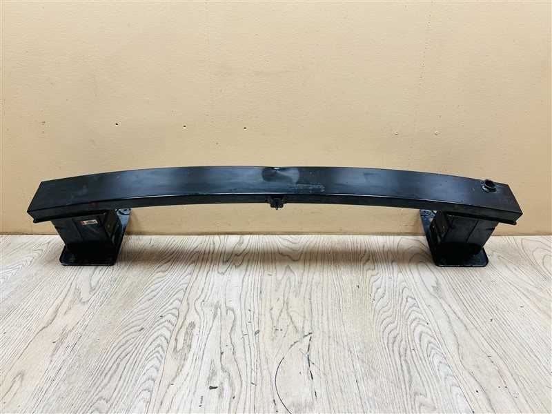 Усилитель крыло капот бампер на Hyundai Sonata 2021