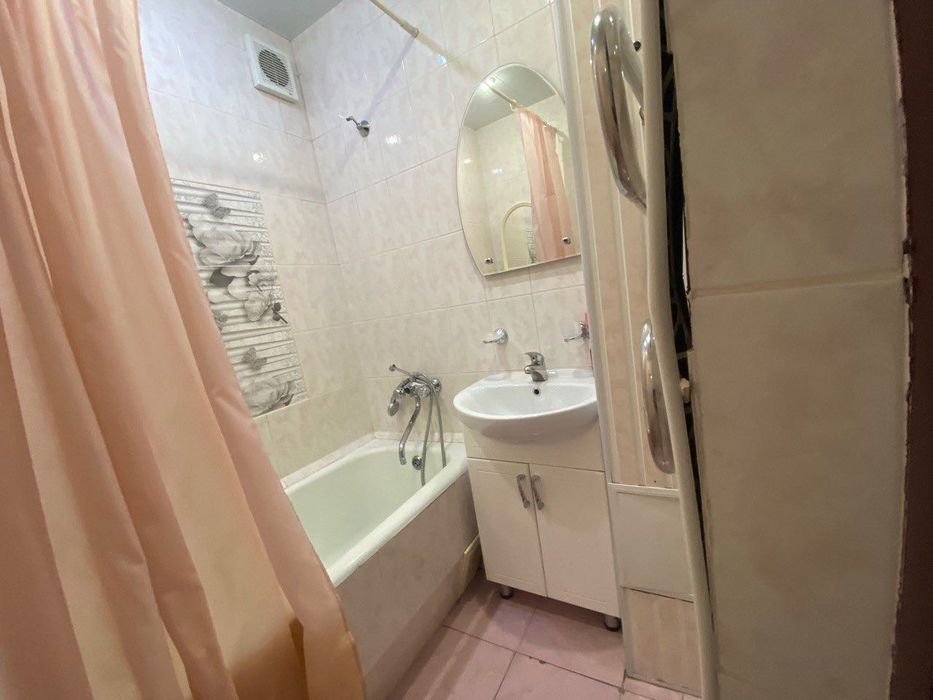 Сдаю свою 3-ком. квартиру у Метро Айбек. Angel’s Food.