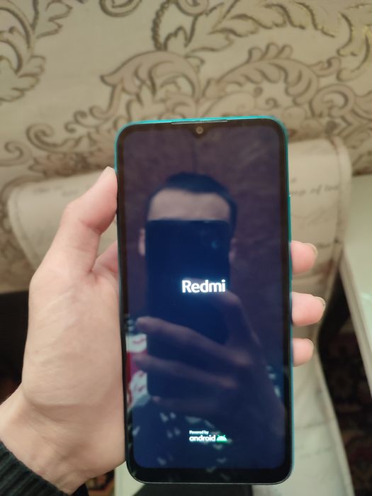 Редми 9А на 32гб полностю рабочий
