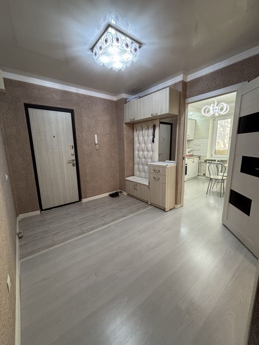 3 комн. квартира в 11 мкр-не