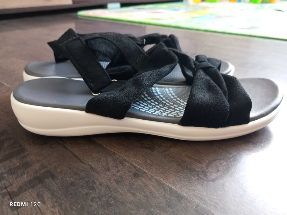 НОВИ дамски сандали