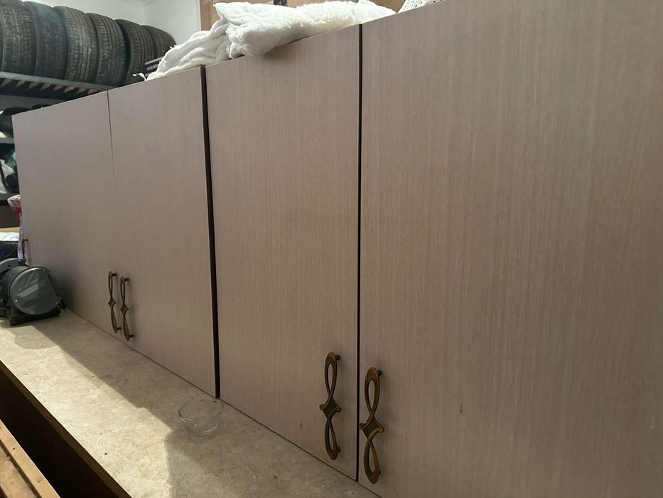 Кухонный гарнитура сатылады