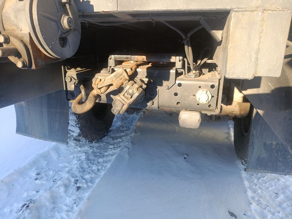 Продам КамАЗ 4208 вездеход.