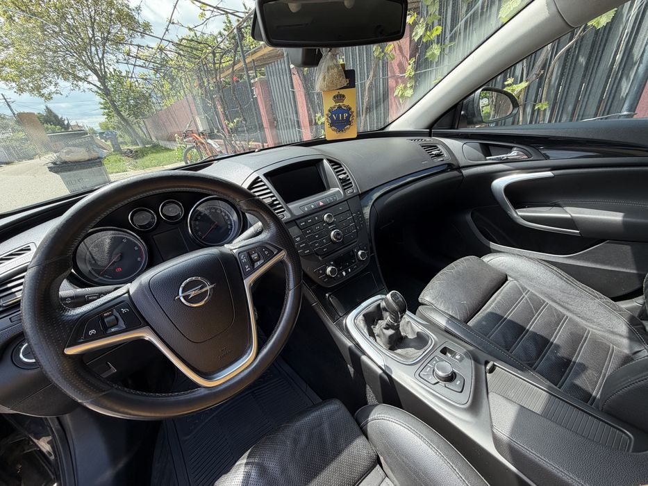 Opel Insignia 2.0 CDTI – 163 CP – 2010 – Full opțiuni