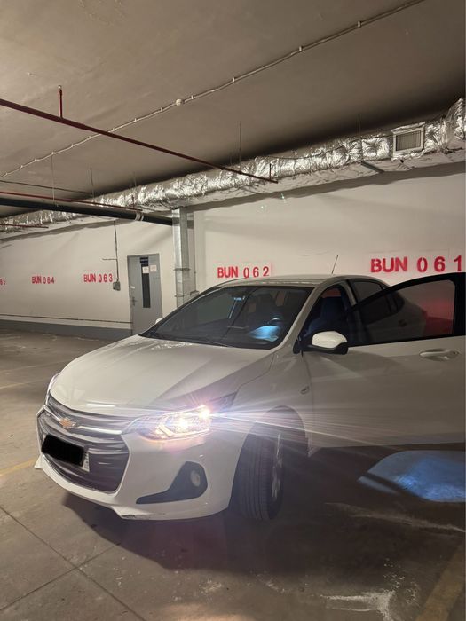 Chevrolet Onix LTZ 2023 Белый