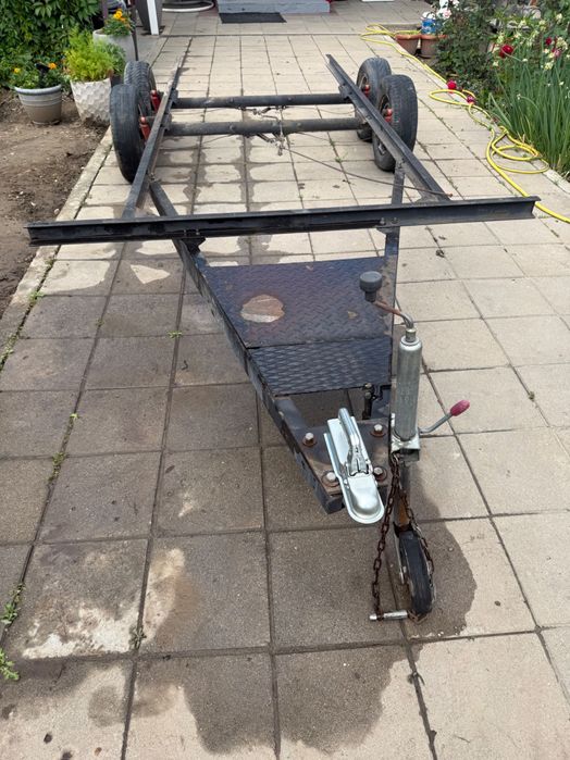 Продам прицеп легковой