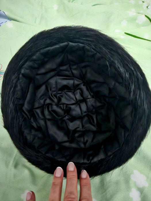 Caciula dama  neagra