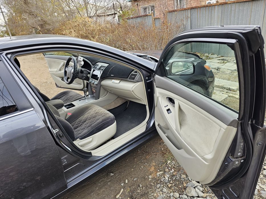 Продам Тайота камри 40 СРОЧНО!