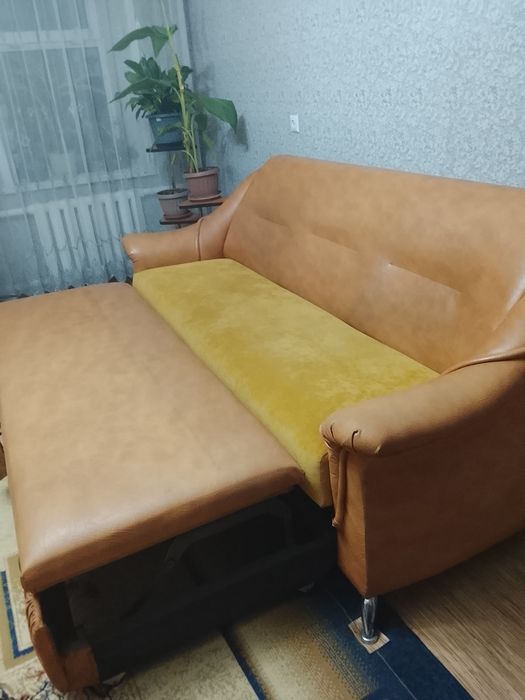 Продам диван и кресла