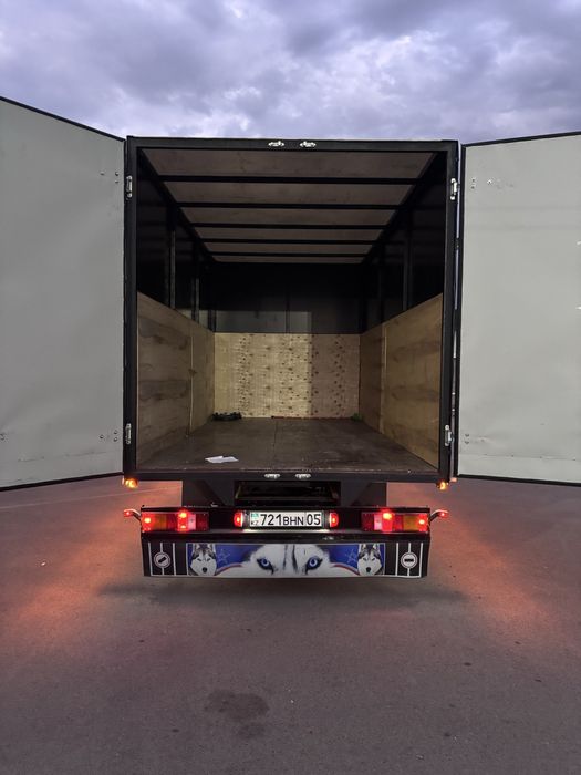 Вывоз мусора грузоперевозки по городу