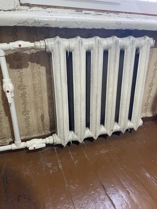 Продаю чугунные батареи ! Состояние отличное !