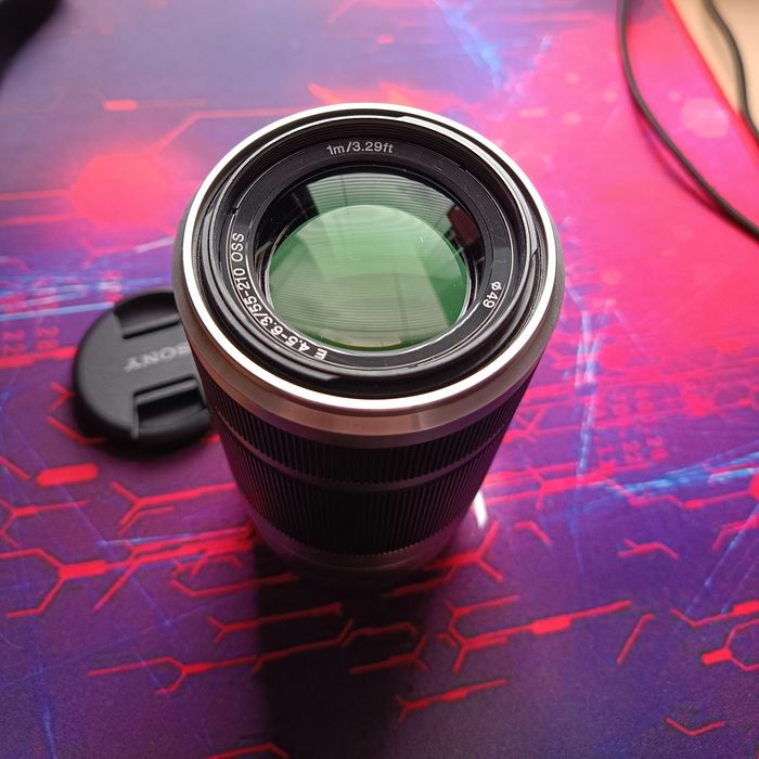 Обектив Sony SEL 55-210mm f/4.5-6.3 OSS