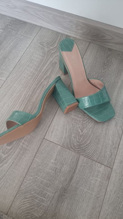 Papuci cu toc Nasty Gal