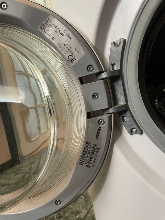пералня Whirlpool на части