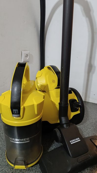 Пылесос Kärcher VC 3 Plus