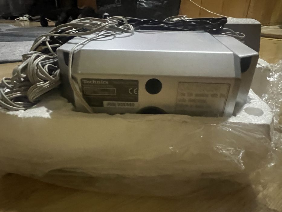 Sistem audio Technics complet – SB-PC95